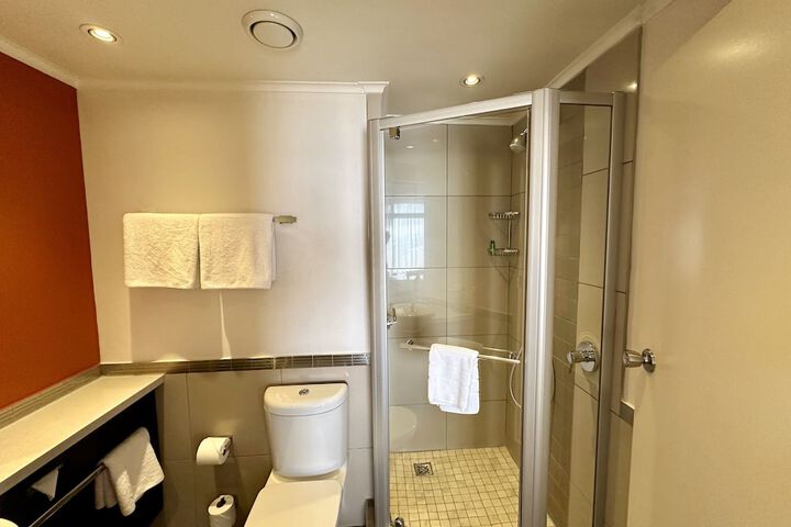 Room 29 of 62