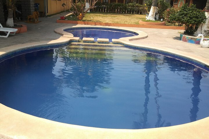 Hotel Pool