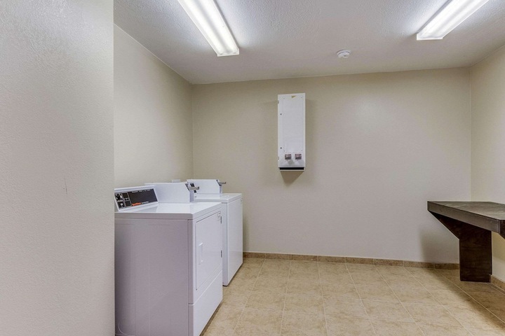 Room 13 of 23