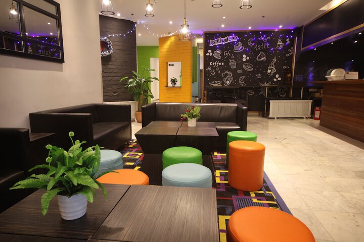 Guest Lobby