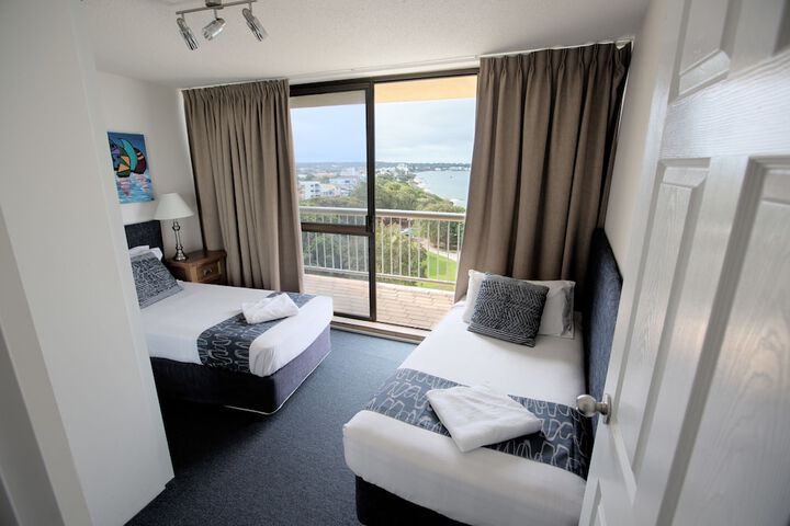 Room 3 of 50