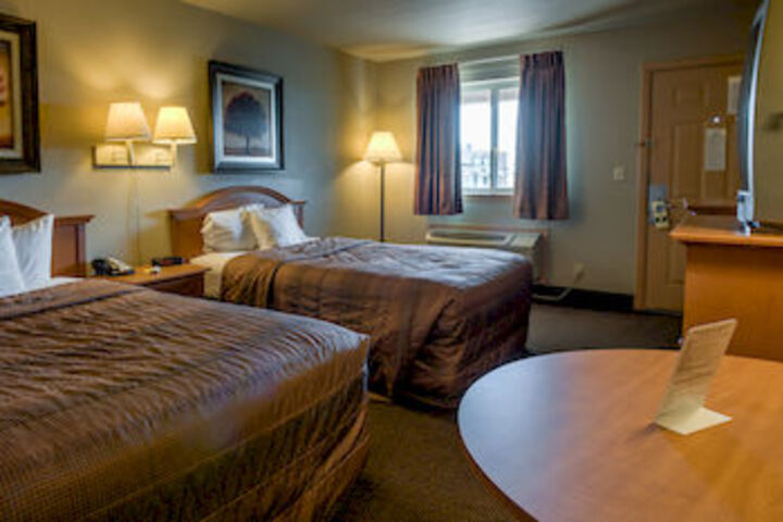 Room 5 of 17