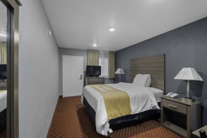 Room 82 of 129