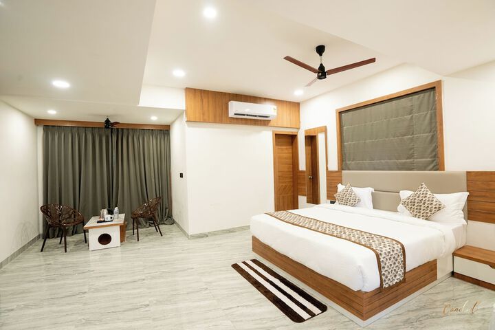 Room 28 of 139