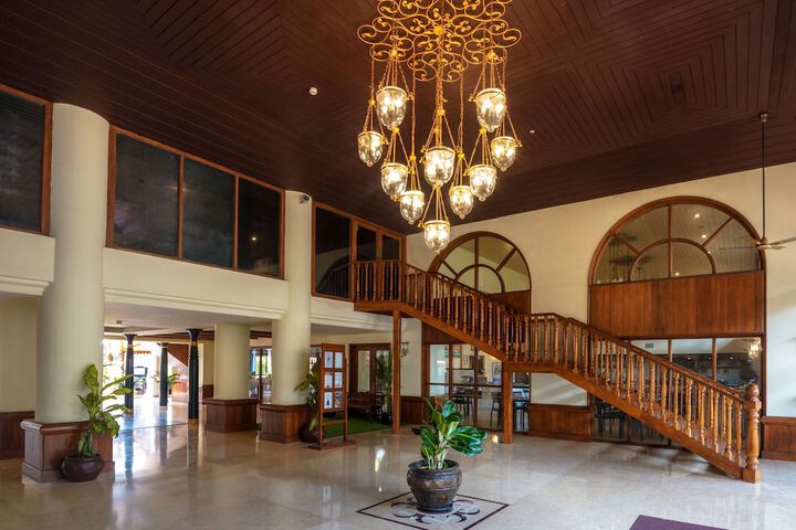 Lobby Entry