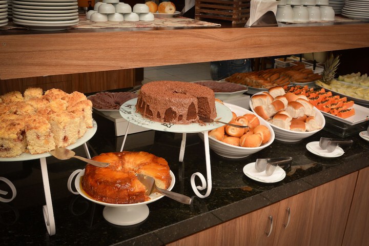 Breakfast/Coffee Service 88 of 91