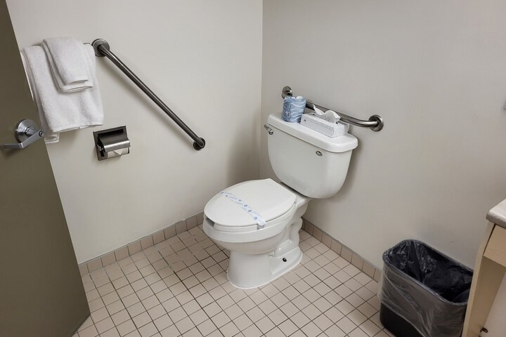 Clean Restrooms