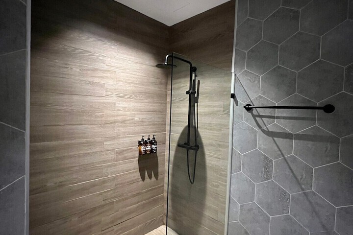 Room 15 of 26