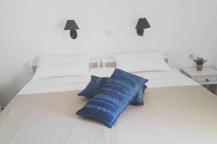 Room 8 of 41