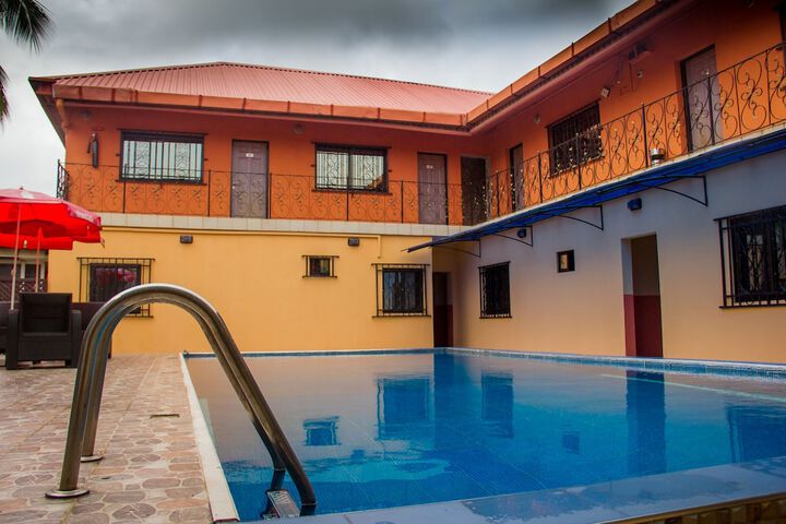 Pool 17 of 26