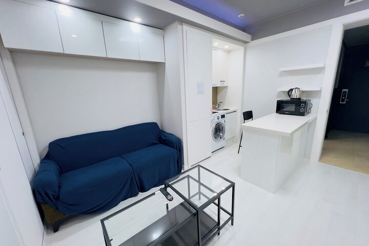 Room 42 of 86