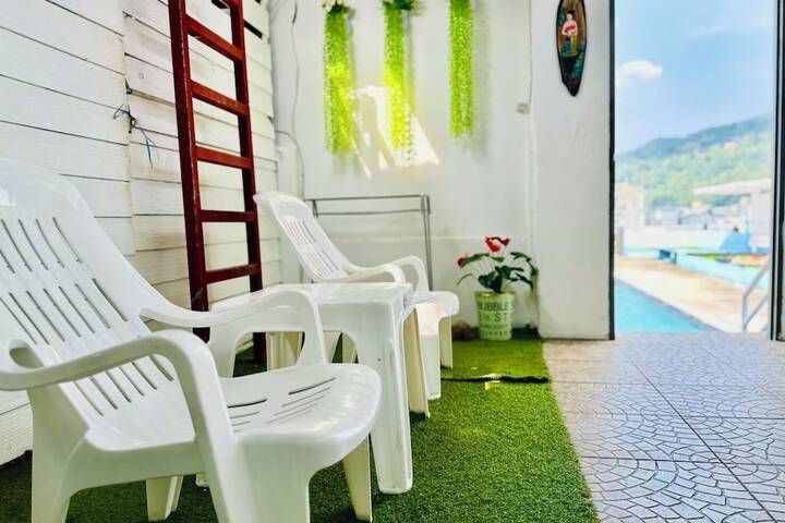 Terrace/Patio 20 of 33