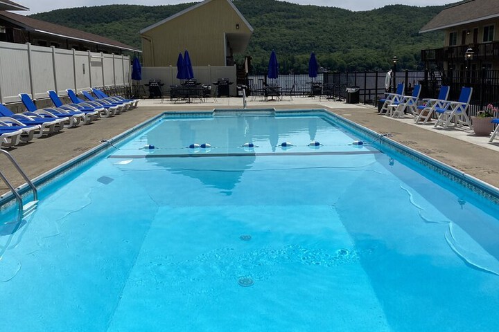 Pool 42 of 61