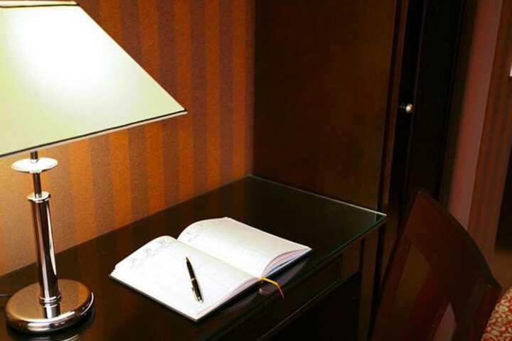 Room 12 of 29