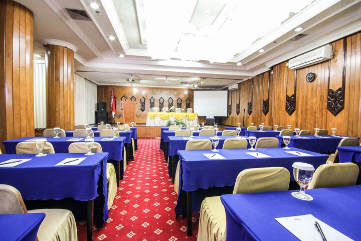Meeting 37 of 43