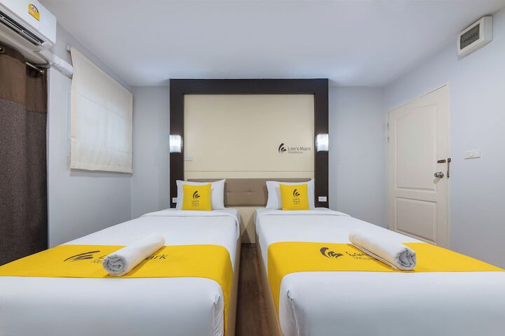 Room 10 of 73