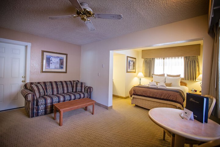 Room 8 of 63