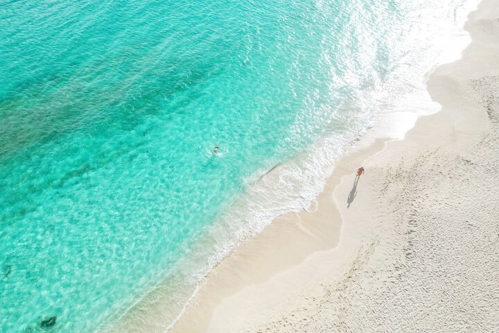 Beach 930 of 1000