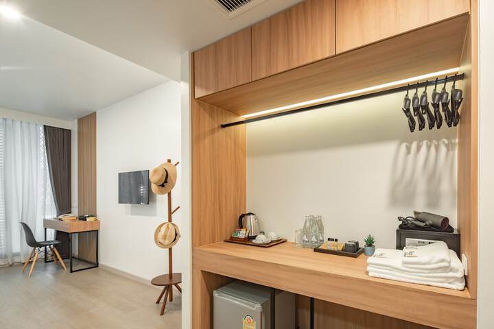 Room 26 of 54