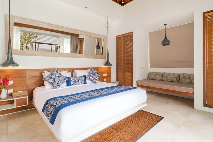 Room 3 of 41