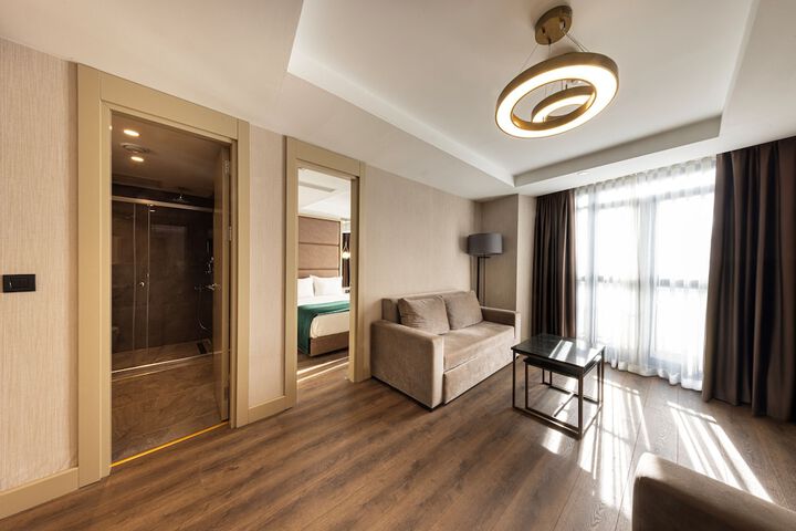 Room 26 of 64