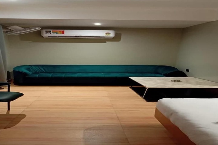 Room 26 of 88