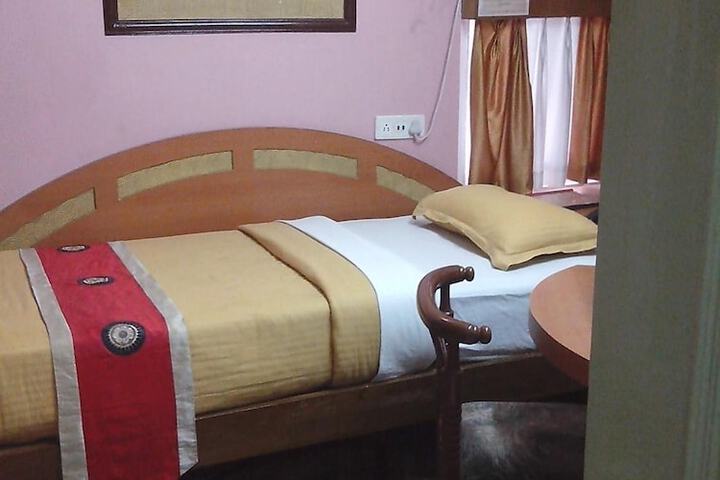 Room 26 of 71