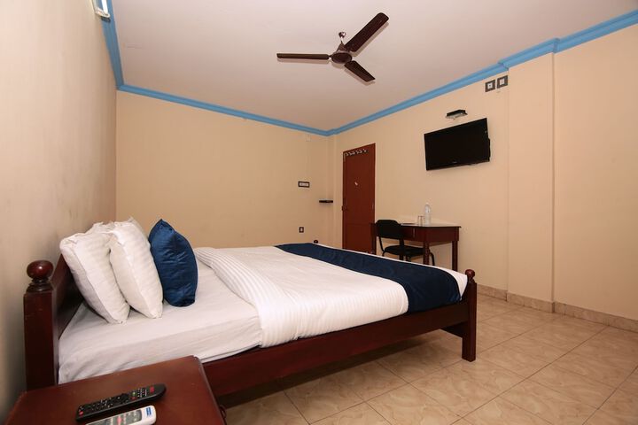 Room 10 of 25