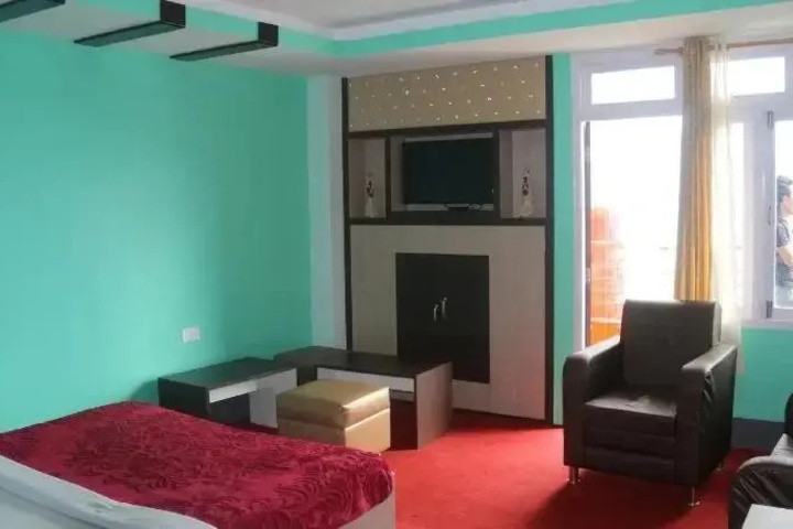 Room 15 of 23