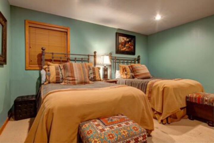 Room 26 of 31