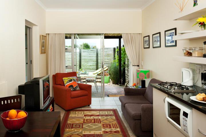 Room 4 of 6