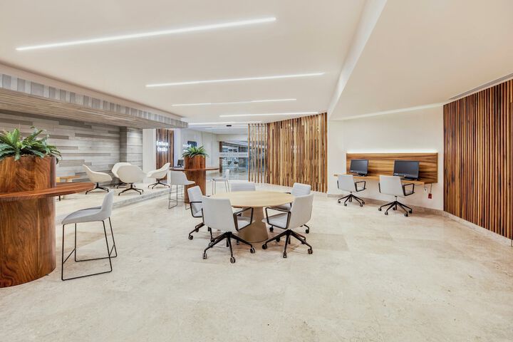 Business Center 118 of 164