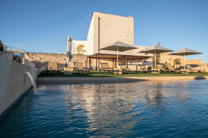 Pool 57 of 81
