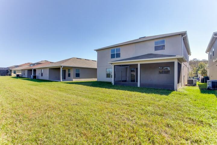 Property Grounds 28 of 34