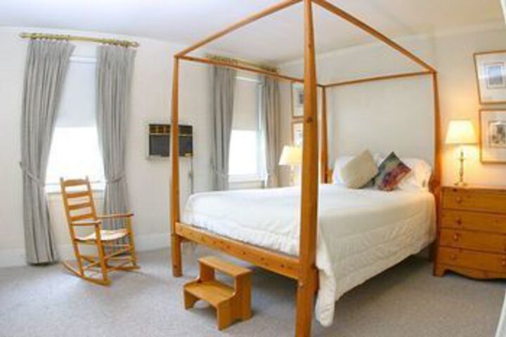 Room 15 of 69