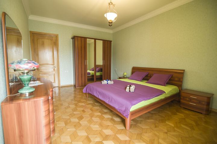 Room 3 of 13