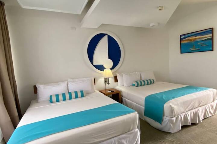 Room 18 of 77