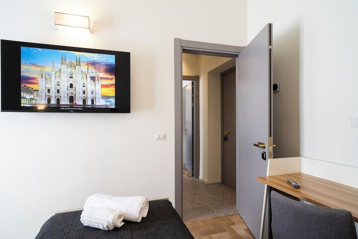 Room 8 of 45