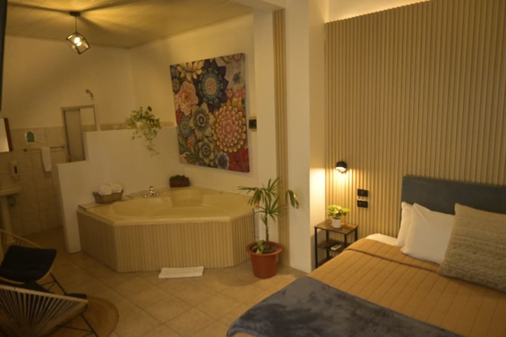 Room 122 of 269