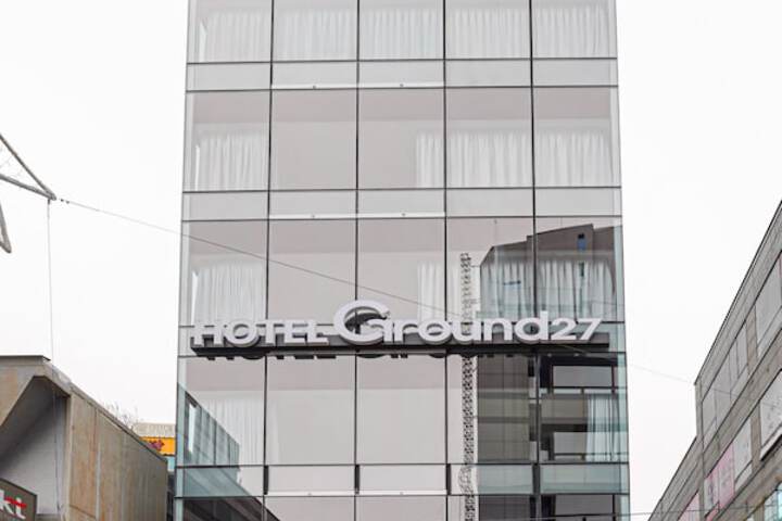 Hotel 75 of 76