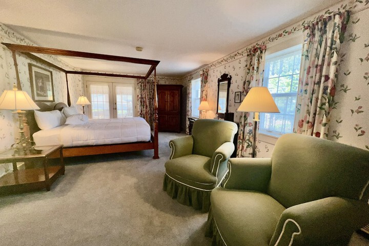 Room 21 of 84