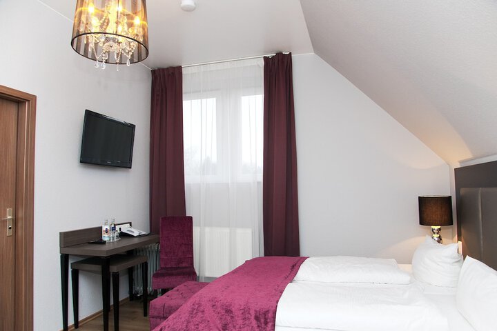 Room 4 of 47