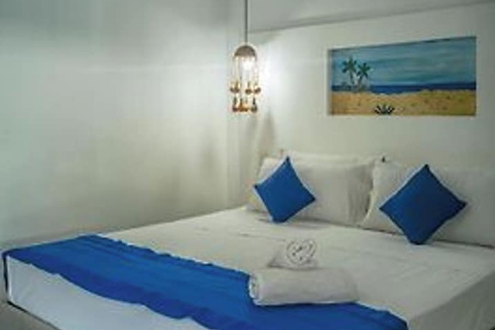 Room 14 of 27
