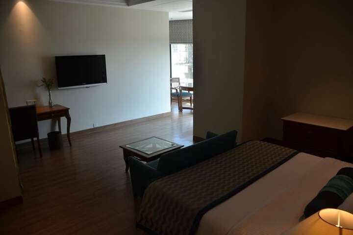 Room 3 of 30