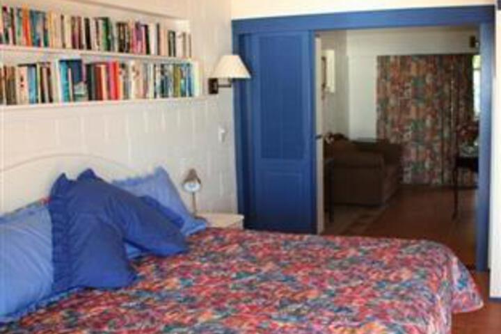 Room 2 of 5