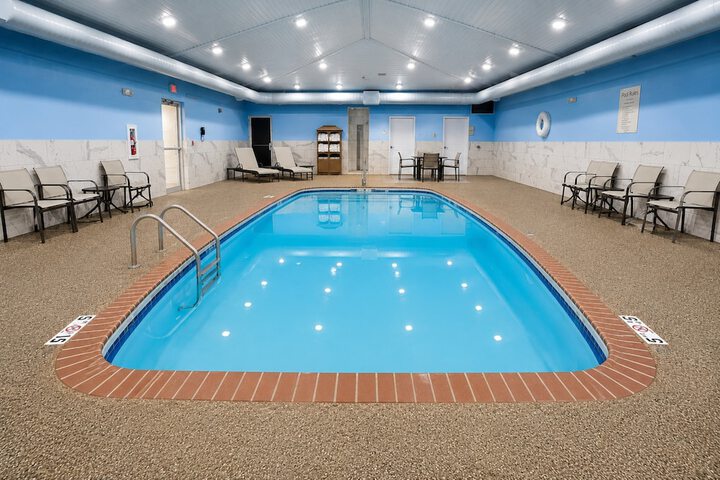 Pool 57 of 102