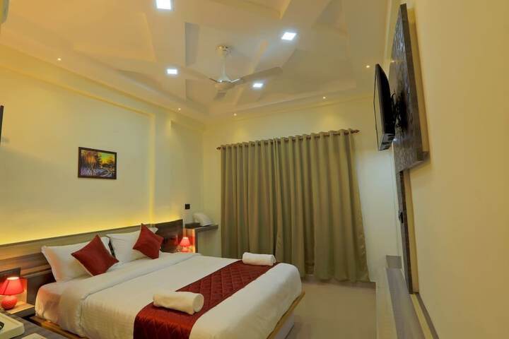 Room 4 of 11