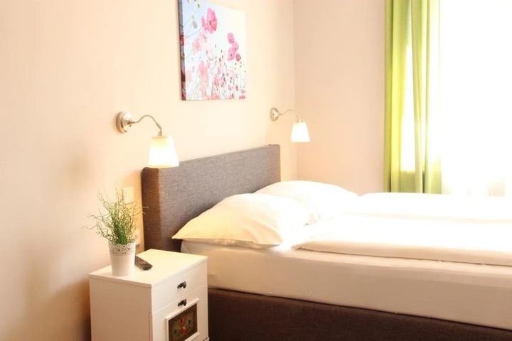 Room 2 of 12