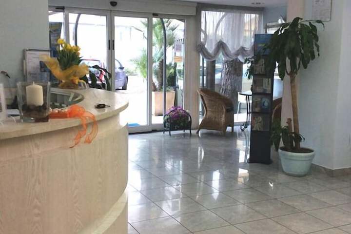 Hotel Interior 4 of 29