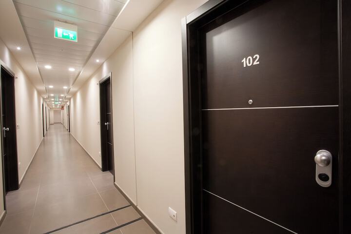 Ballroom/Hall 30 of 35